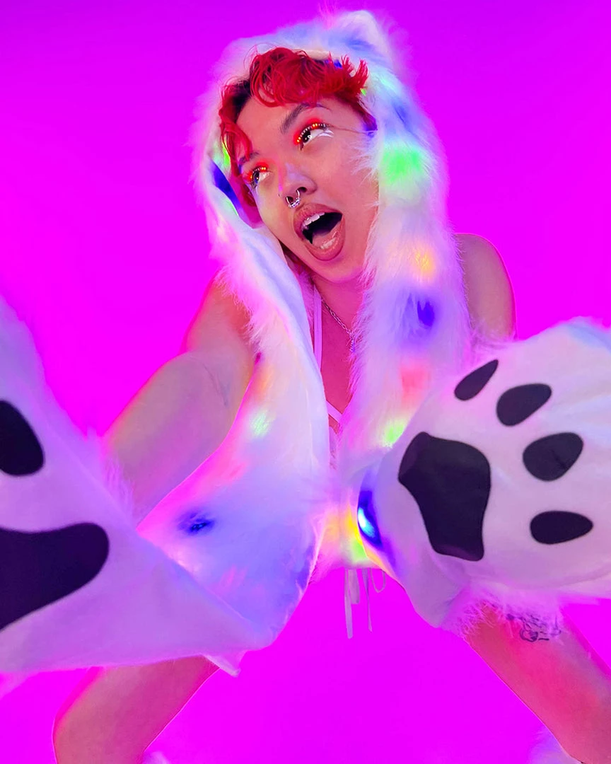 AE LED Wolf Hood New 9 AE LED Wolf Hood New