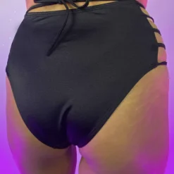 Roma Candy Lane Strappy Ring Detailed High Waisted Shorts New