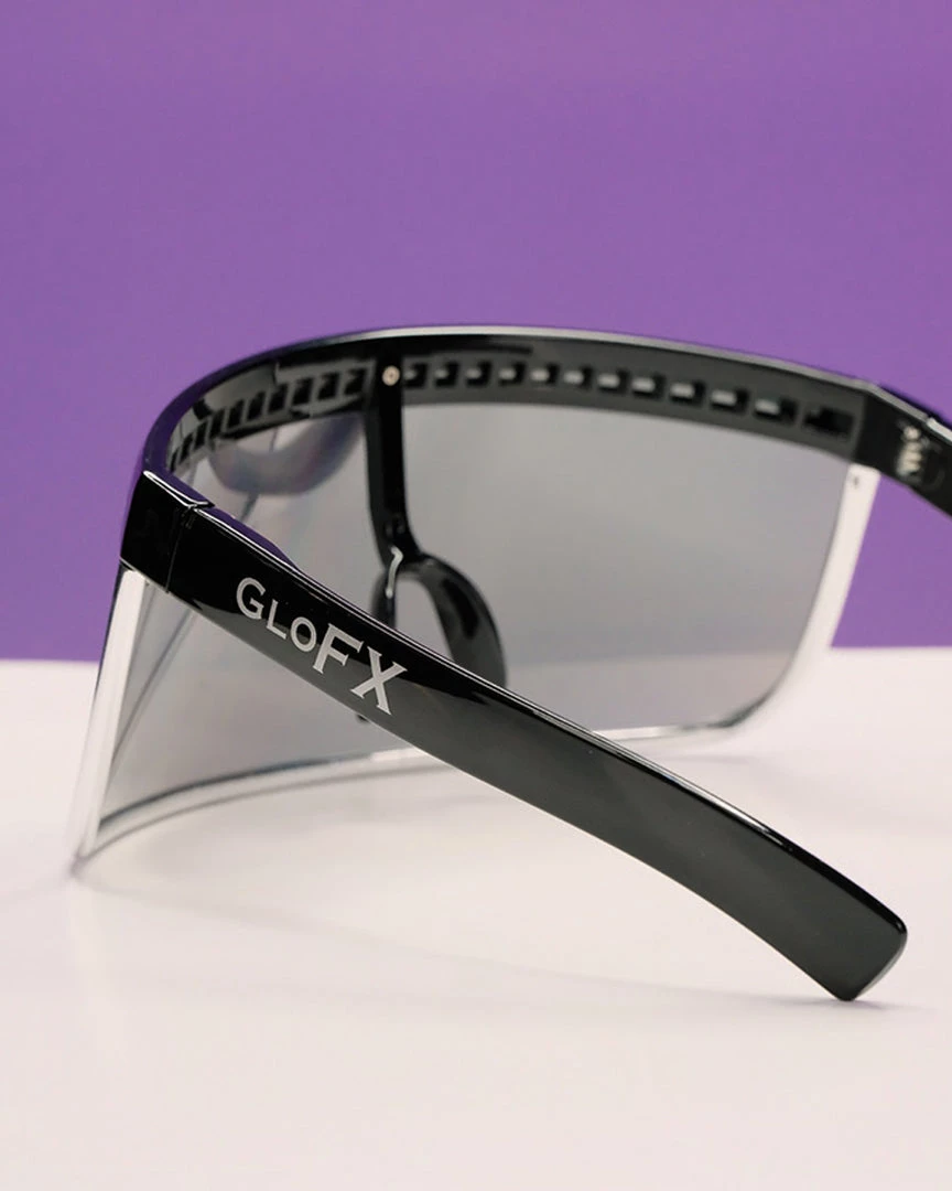 GloFX Galactic Invader Diffraction Visor – Rainbow Gradient 3 GloFX Galactic Invader Diffraction Visor – Rainbow Gradient