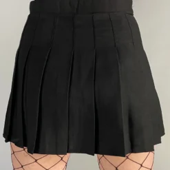 AE Basic Black Pleated Skirt Womens