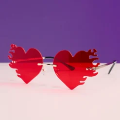 AE Womens Heart On Fire Sunglasses