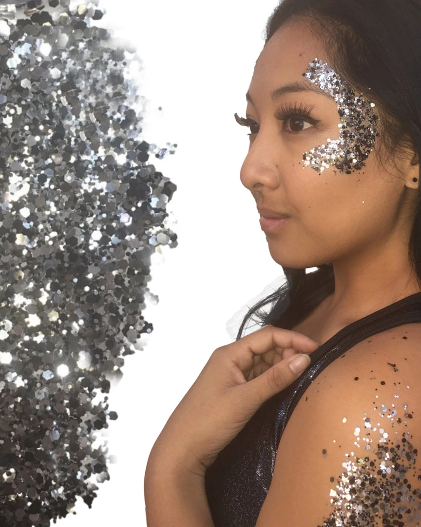 Xucai Accessories Dark Matter Black And Silver Body And Face Festival Glitter (20 Or 30 Grams) 2 Xucai Accessories Dark Matter Black And Silver Body And Face Festival Glitter (20 Or 30 Grams)